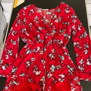 🌹 Long-Sleeved Romper 🌹